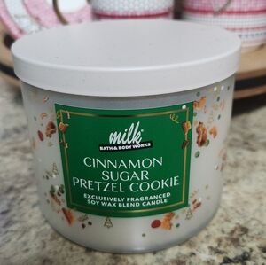 NIB Milk Bar "Cinnamon Sugar Pretzel Cookie" 3 Wick Candle